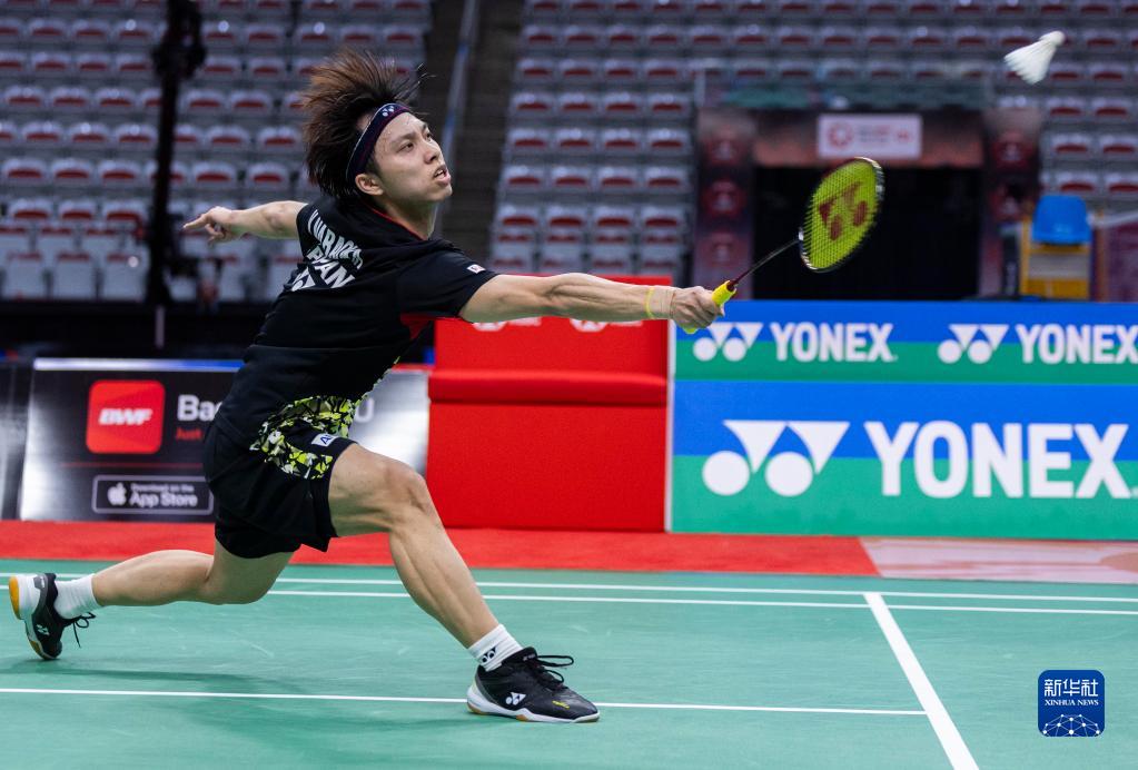 拿球而是墙 拿球而是墙