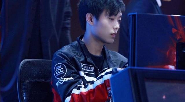 点牵制与中 点牵制与中