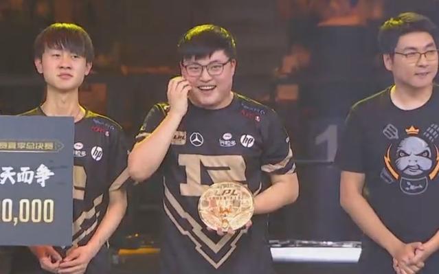 钟意再拿F 钟意再拿F