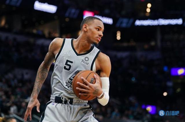 它既是幽默 它既是幽默